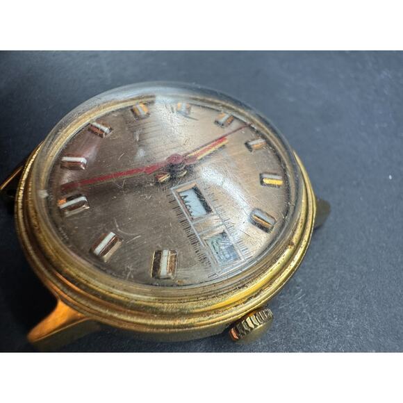 Vintage Timex Mercury Men Gold Tone Day Date Watch Manual Wind No Band main image 9